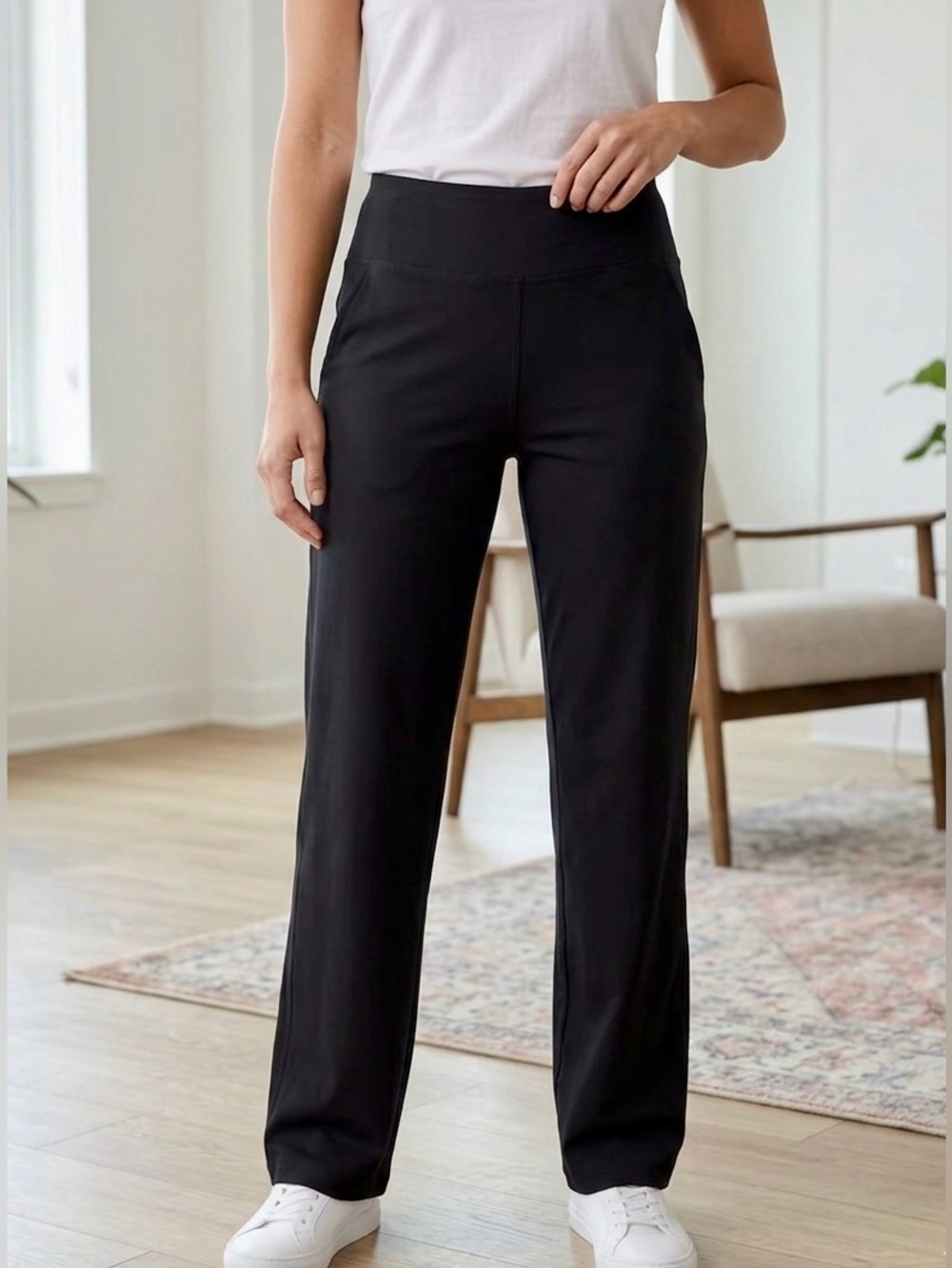The North Face Straight Leg Black Stretch Knit Pants - Women’s Size S